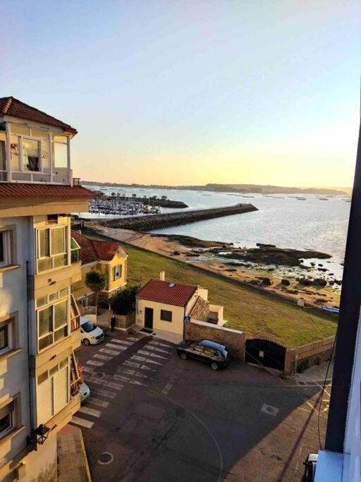 Ferienwohnung Apartamento As Tres Pitas Vilanova de Arousa Exterior foto