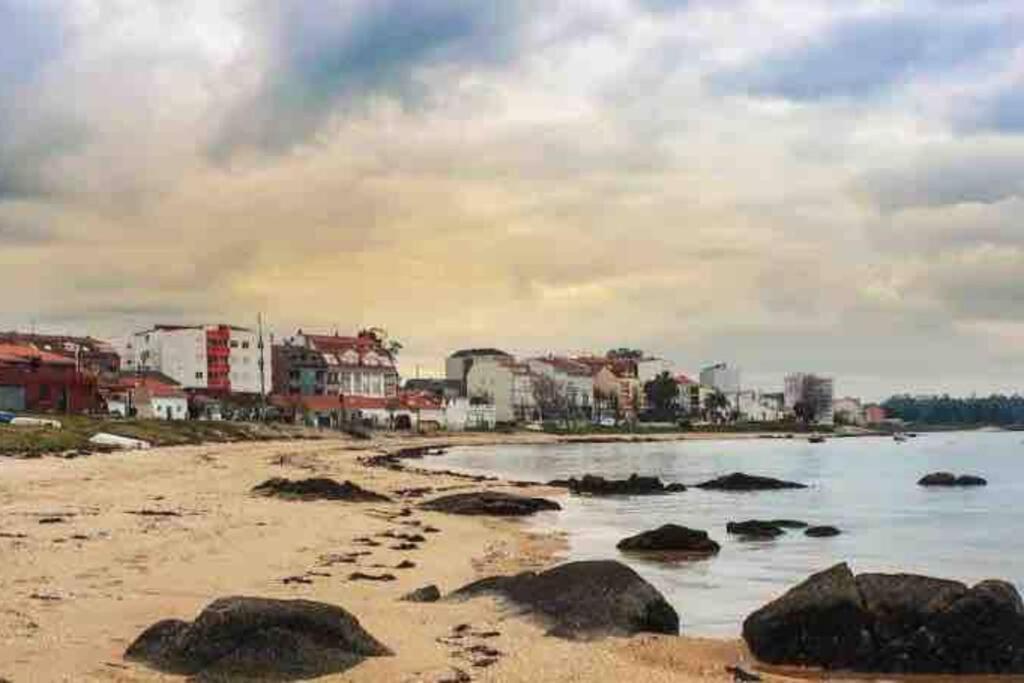 Ferienwohnung Apartamento As Tres Pitas Vilanova de Arousa Exterior foto